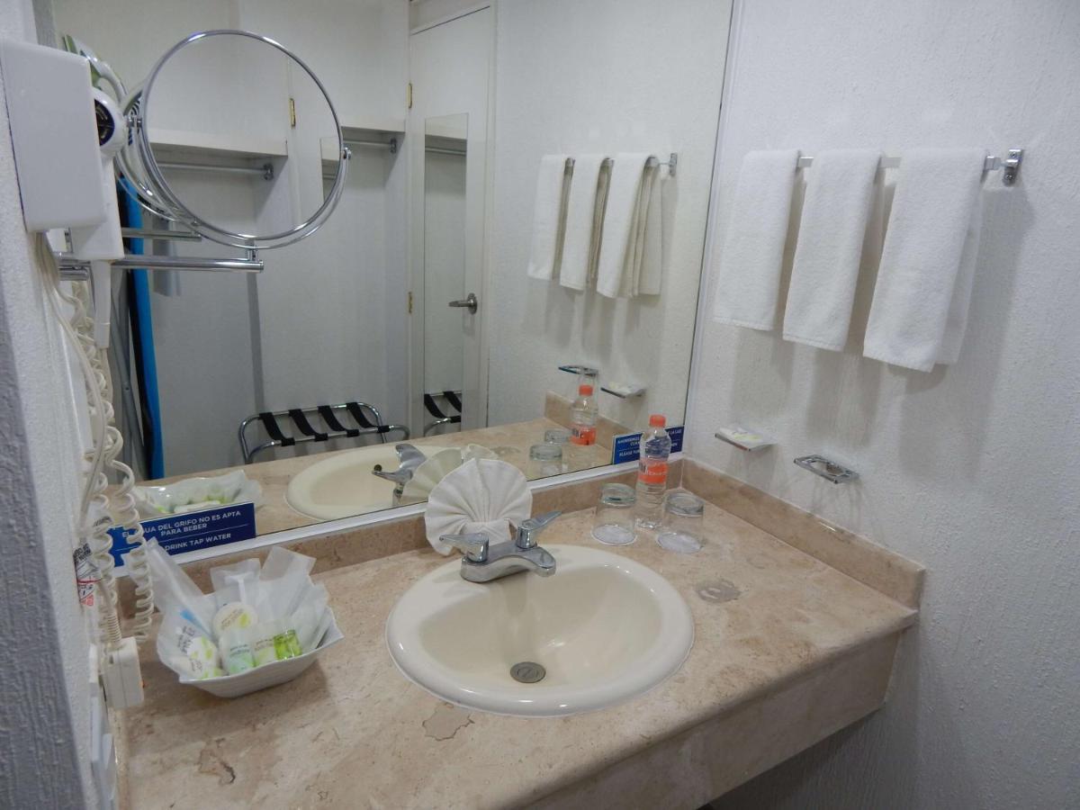 Hotel Gran Minatitlan Plaza Kültér fotó