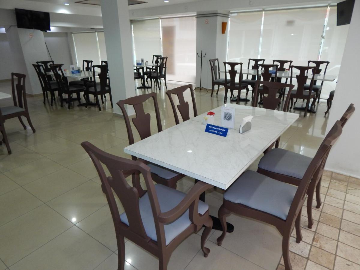 Hotel Gran Minatitlan Plaza Kültér fotó