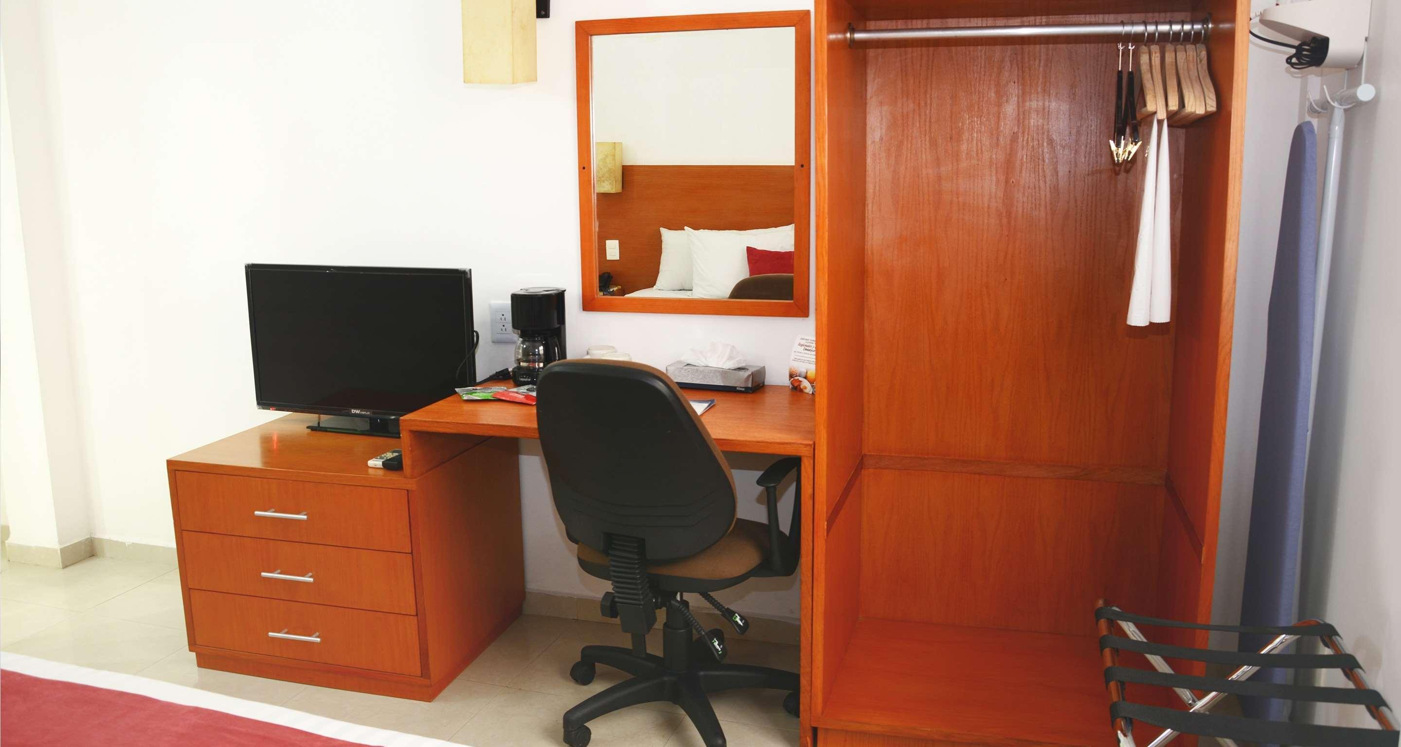 Hotel Gran Minatitlan Plaza Kültér fotó