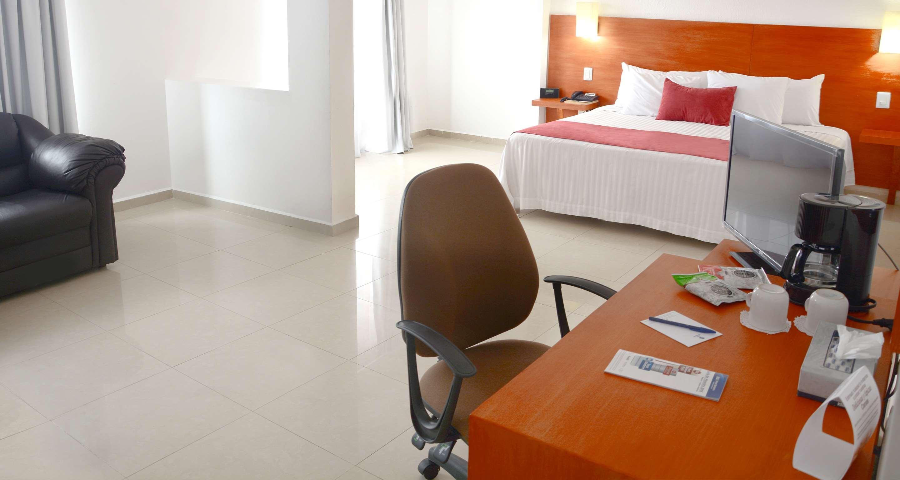 Hotel Gran Minatitlan Plaza Kültér fotó