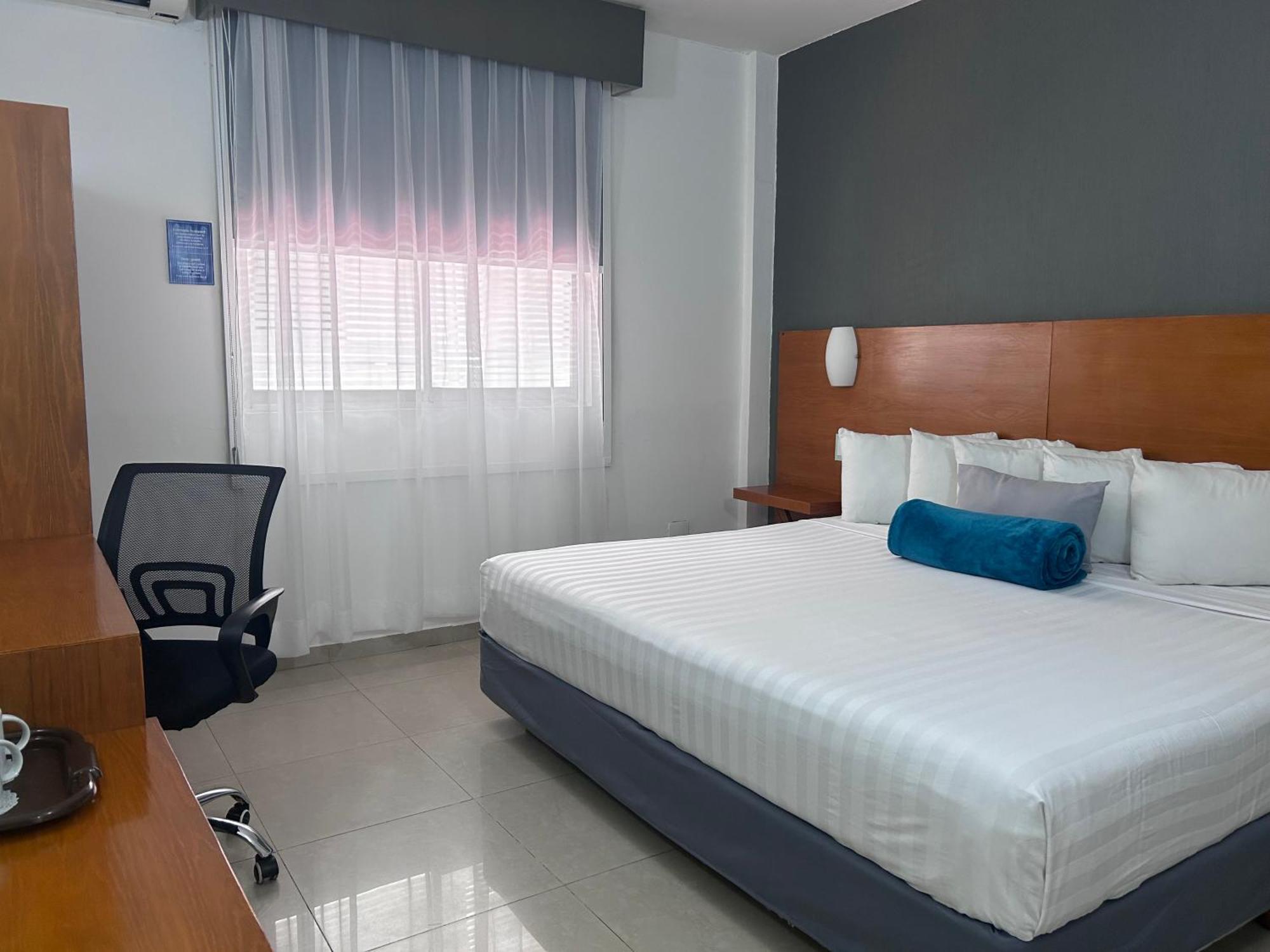 Hotel Gran Minatitlan Plaza Kültér fotó