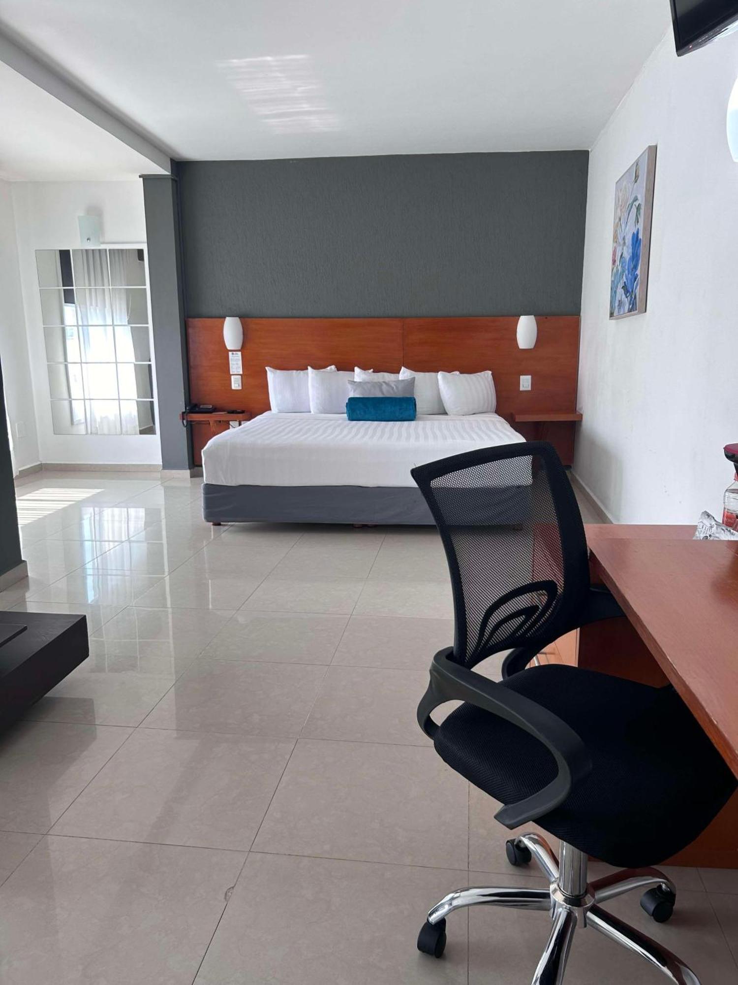 Hotel Gran Minatitlan Plaza Kültér fotó