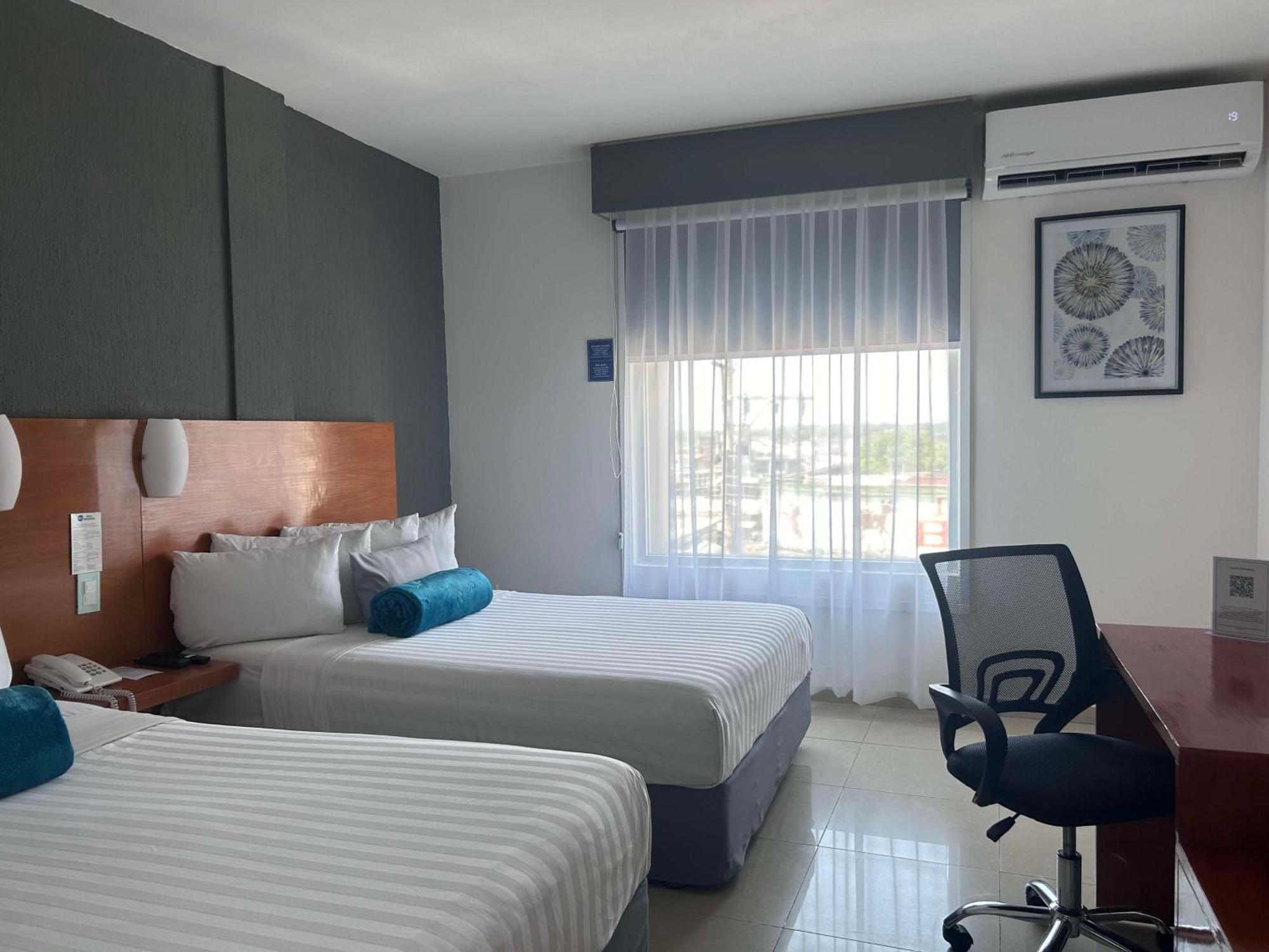 Hotel Gran Minatitlan Plaza Kültér fotó