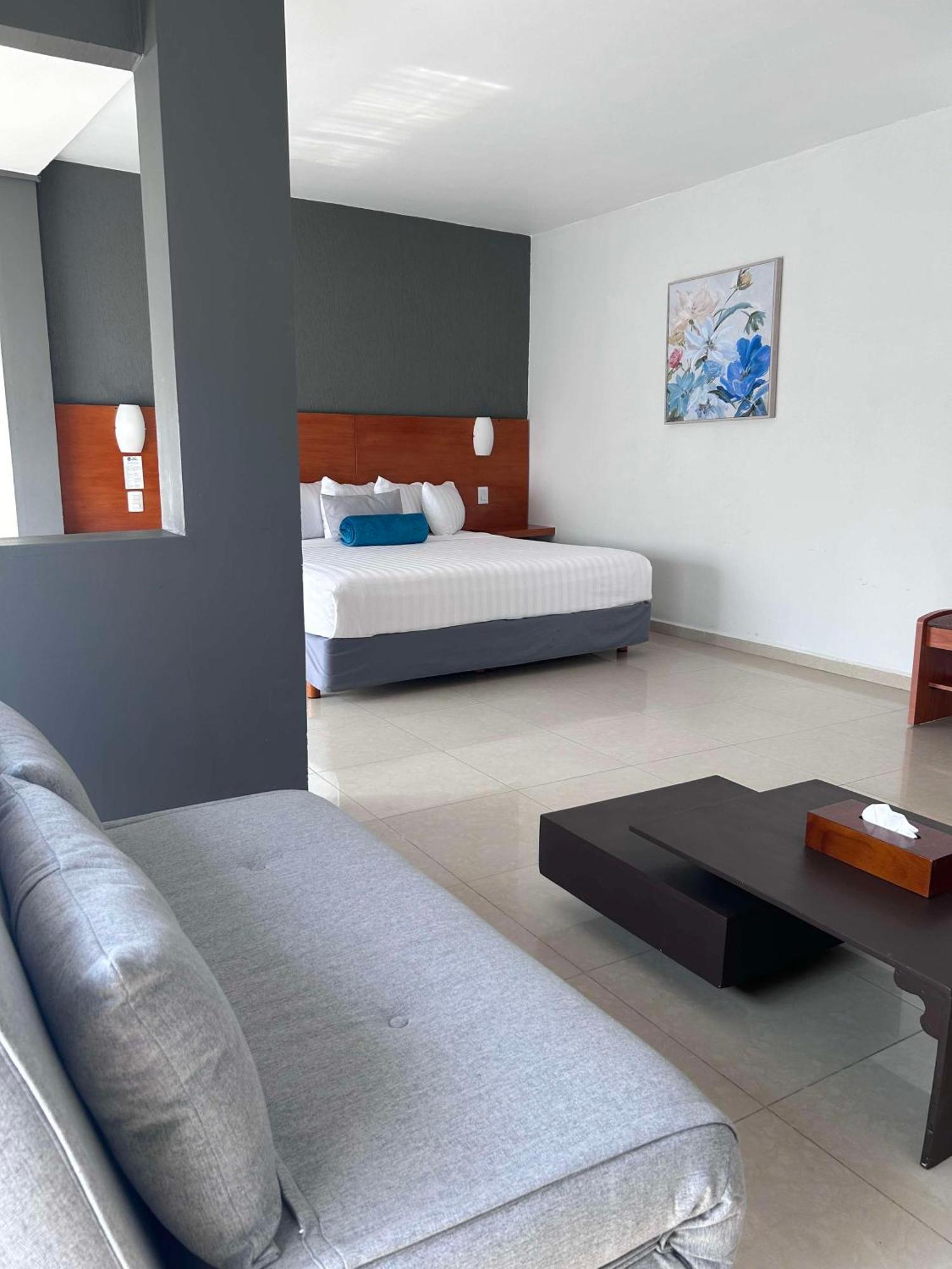 Hotel Gran Minatitlan Plaza Kültér fotó