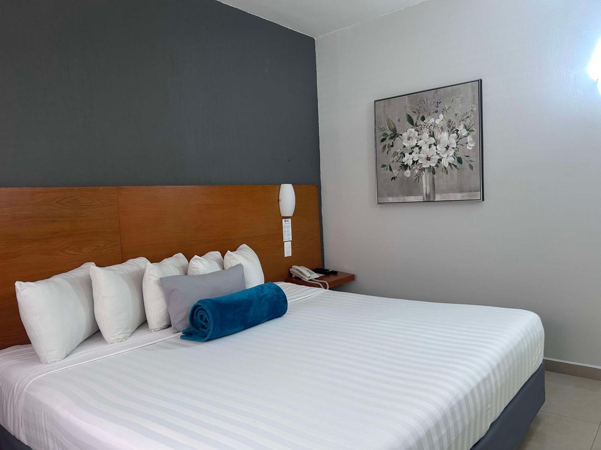 Hotel Gran Minatitlan Plaza Kültér fotó